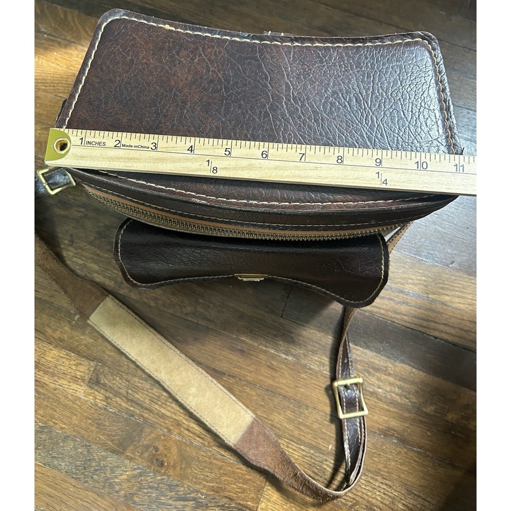 Vintage Camera Bag Brown Leather Carrying Case Shoulder Strap Collectable Prop - Picture 7 of 12
